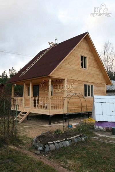 Фото 11: проект дачный дом 6х6 м с мансардой и террасой